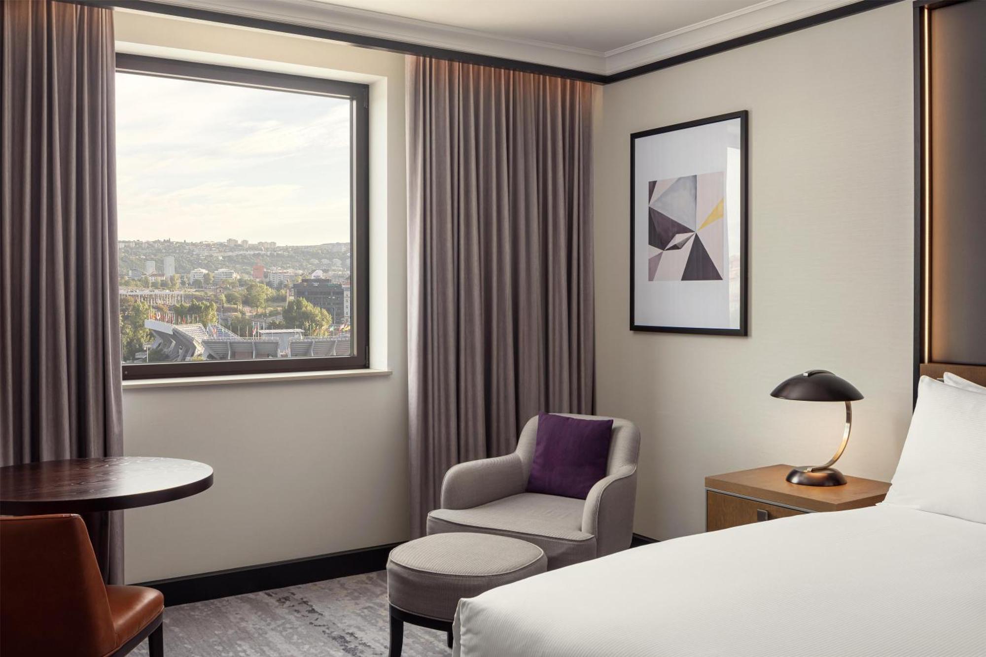 Executive King Room